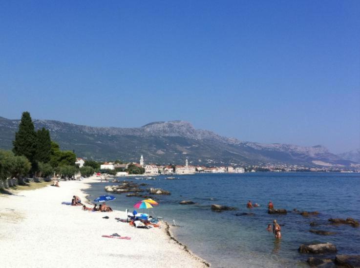 Joseph'S Apartments By The Sea Kaštela Exterior foto